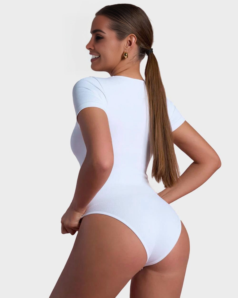 SheCurve® Seamless Square Neck Short Sleeve Snatching Bodysuit: Body-Hugging Shapewear