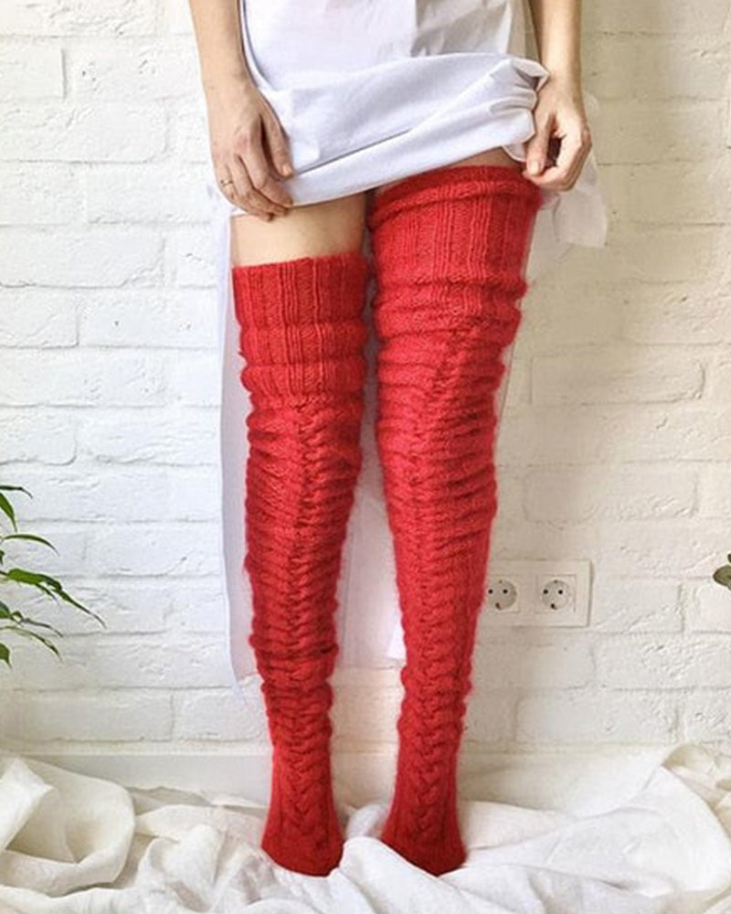 Warm Cable Knit Over-Knee Socks: Cozy, Stylish, Luxurious Winter Comfort