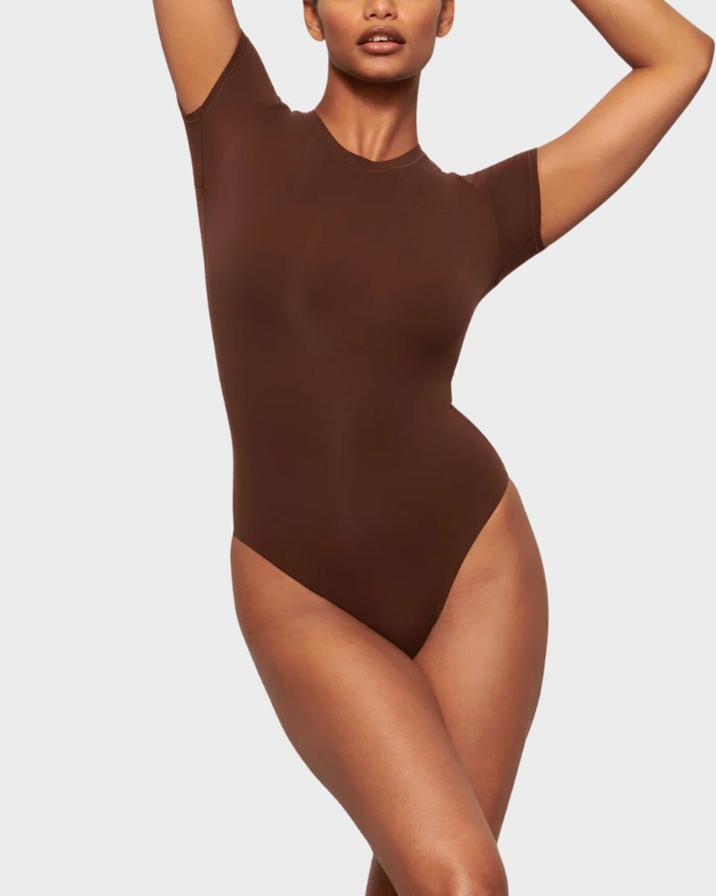 Seamless Everyday T-Shirt Bodysuit: Curve-Hugging, Tummy Control Shapewear for Women