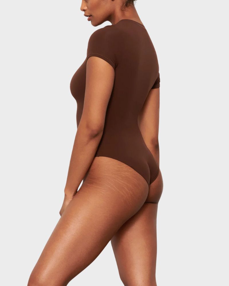 Seamless Everyday T-Shirt Bodysuit: Curve-Hugging, Tummy Control Shapewear for Women