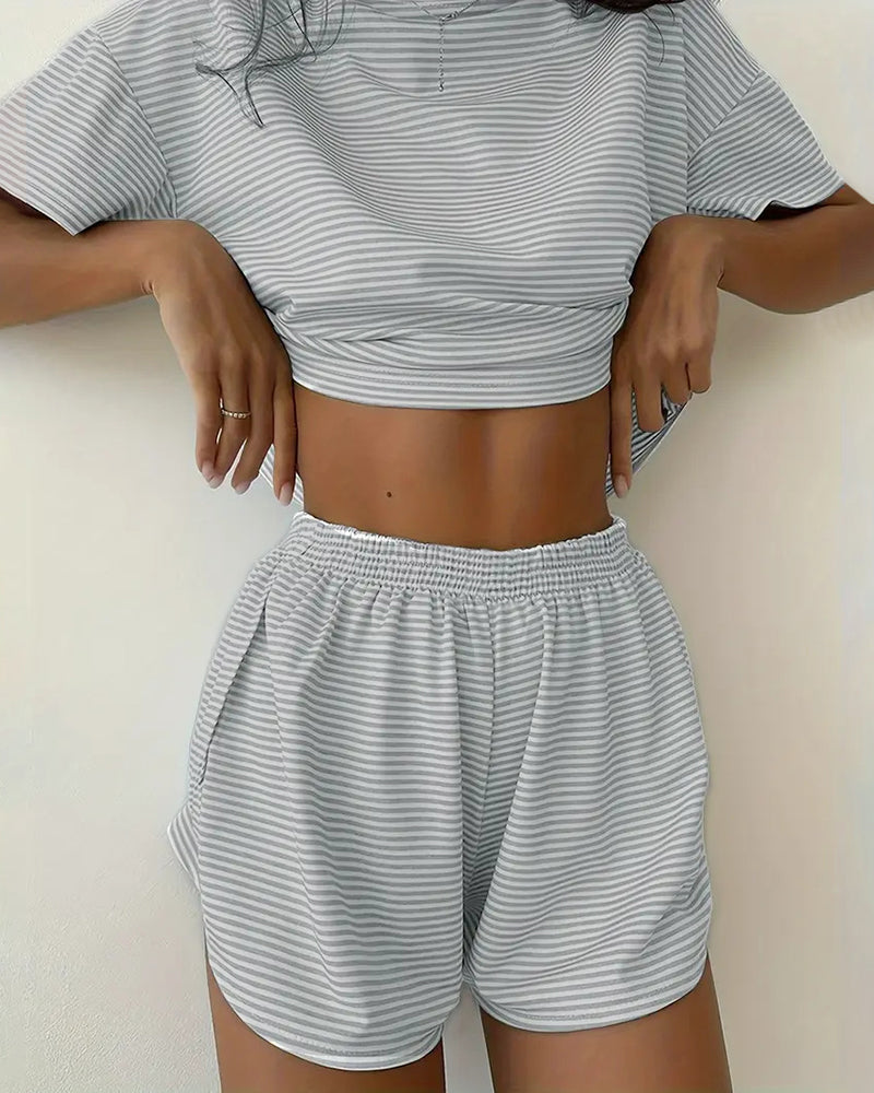 Soft Cotton Striped Pajama Set: Relaxing T-Shirt & Side-Split Shorts