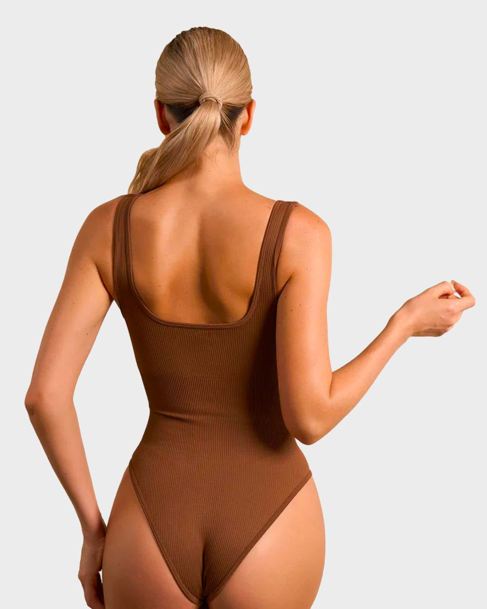 Comfortable Seamless Wide Strap Backless Thong Bodysuit for Body Sculpting