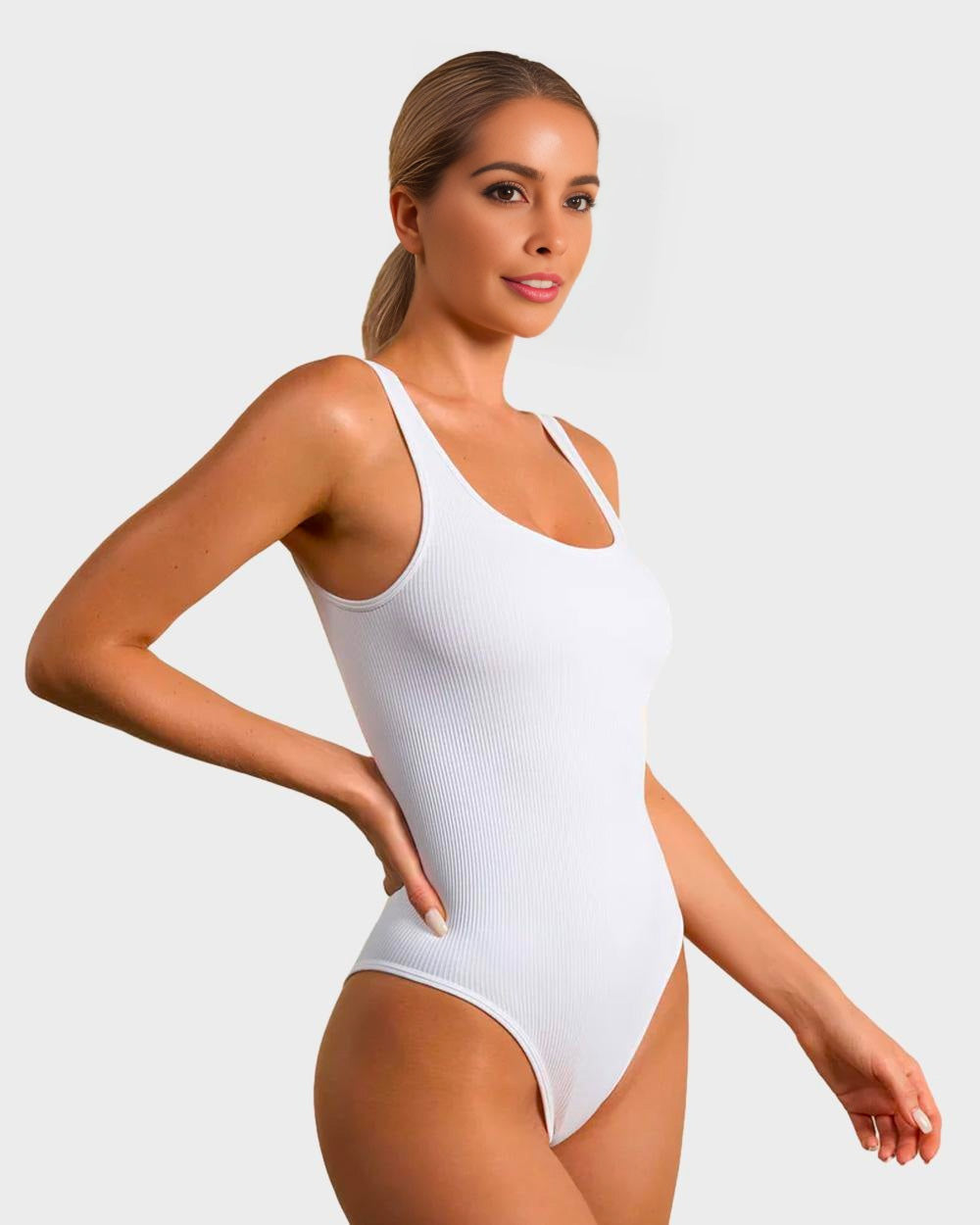 Comfortable Seamless Wide Strap Backless Thong Bodysuit for Body Sculpting