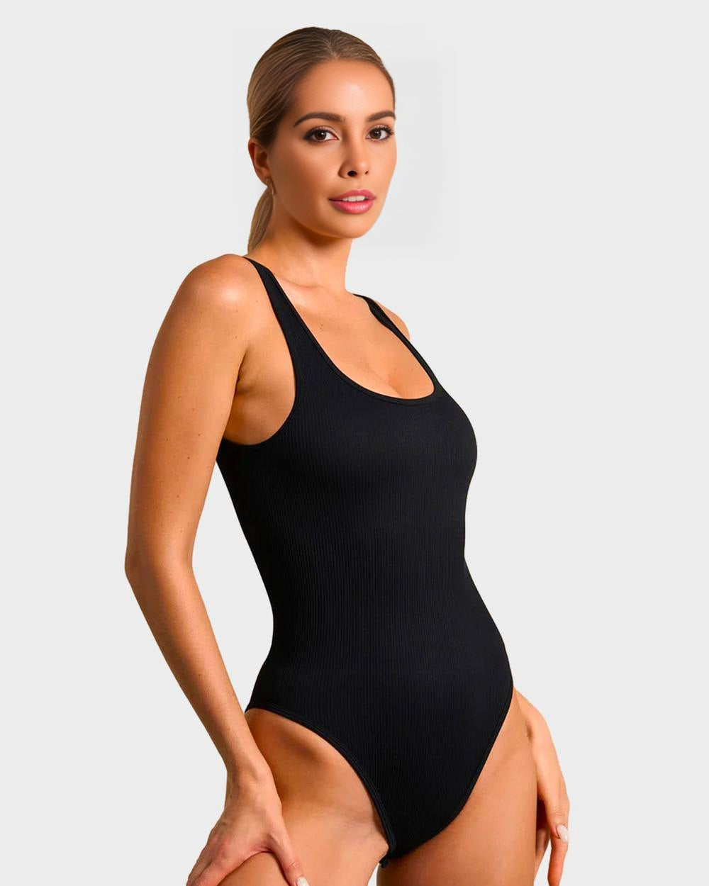 Comfortable Seamless Wide Strap Backless Thong Bodysuit for Body Sculpting