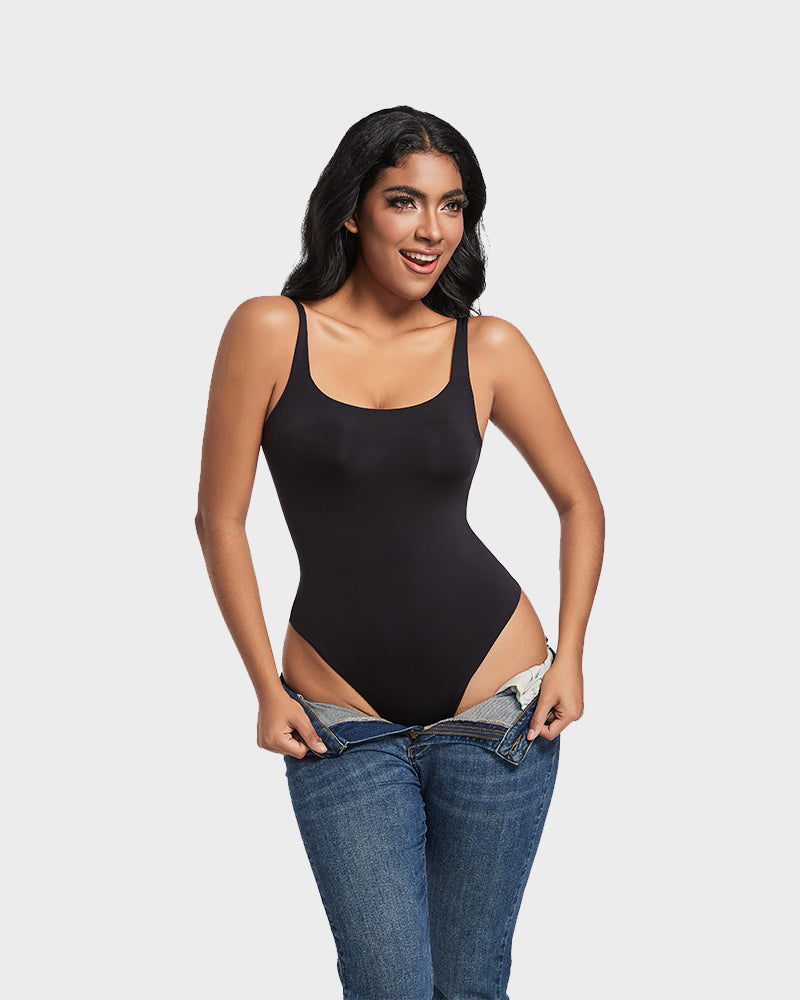 Seamless Sculpt Sleeveless Scoop Neck Thong Bodysuit: Flattering Comfort Shapewear
