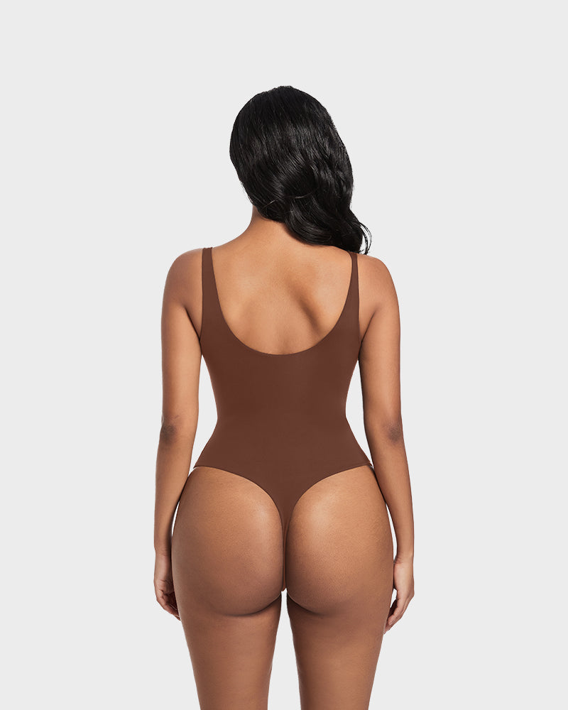 Seamless Sculpt Sleeveless Scoop Neck Thong Bodysuit: Flattering Comfort Shapewear
