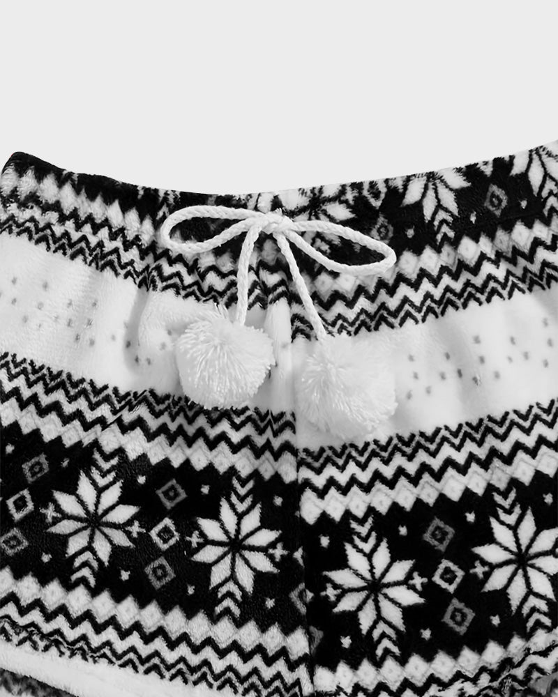 Cozy Festive Coral Fleece Long Sleeve Top & Shorts Set for Holiday Lounging